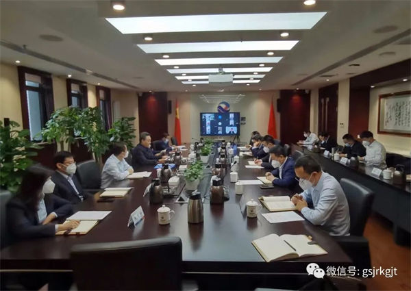 宝威手机登录入口党委召开理论学习中心组会议 专题学习研讨党的二十大精神