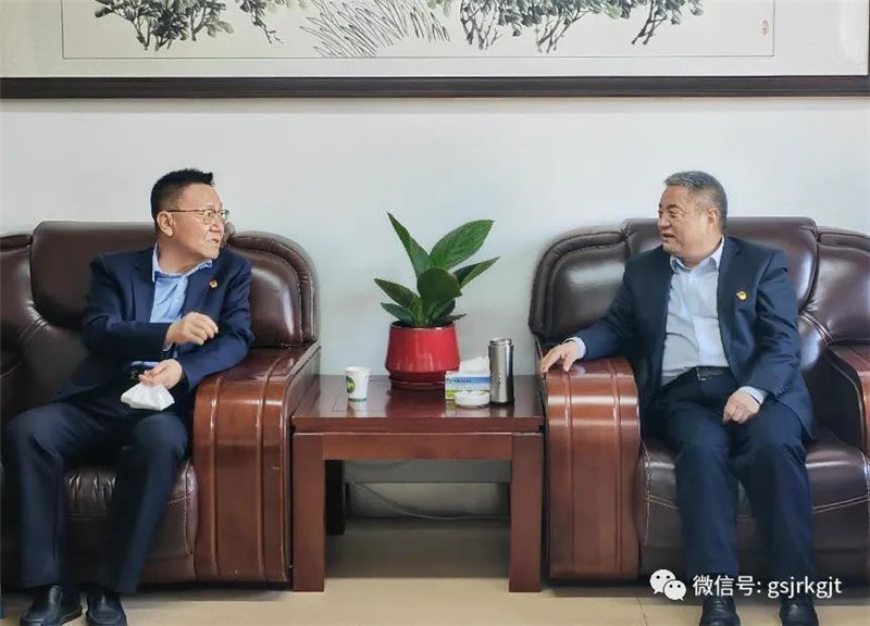 甘肃金控张掖公司与农行张掖分行、张掖农商行开展业务交流